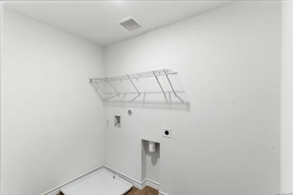 $303,130 | 439 White Heron Way, Marion, TX 78124