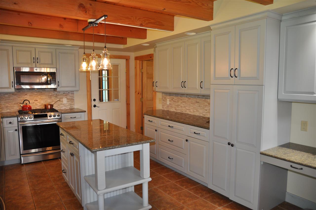 3189 East Road Shaftsbury, VT 05262 - Photo 5 of 32 Gallery Image 5