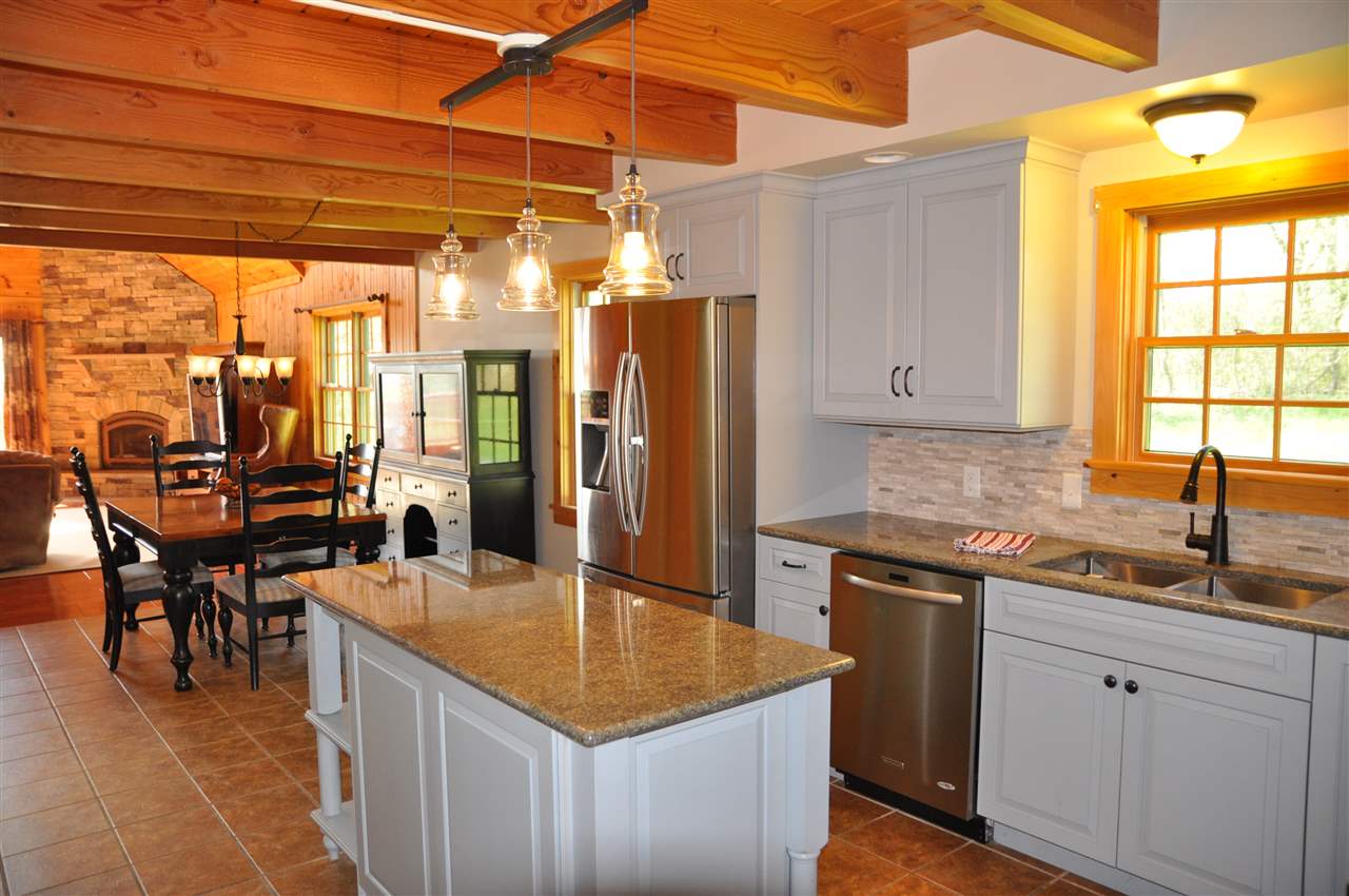 3189 East Road Shaftsbury, VT 05262 - Photo 6 of 32 Gallery Image 6