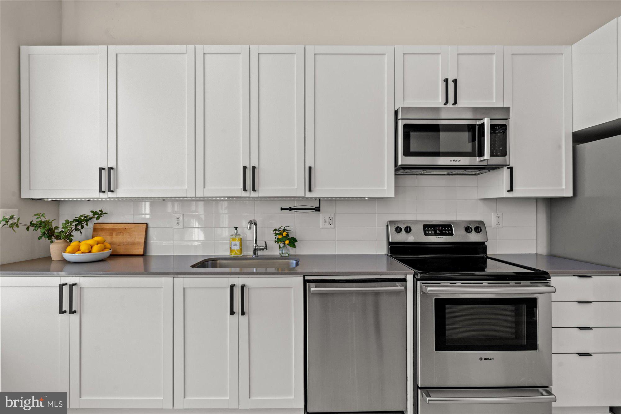 732 15th Street Southeast, Unit 6 Washington, DC 20003 - Photo 13 of 41