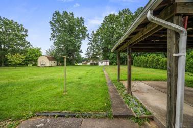 129 Sunset Boulevard Hermitage, PA 16148 - Photo 9 of 34 a view of a house with backyard