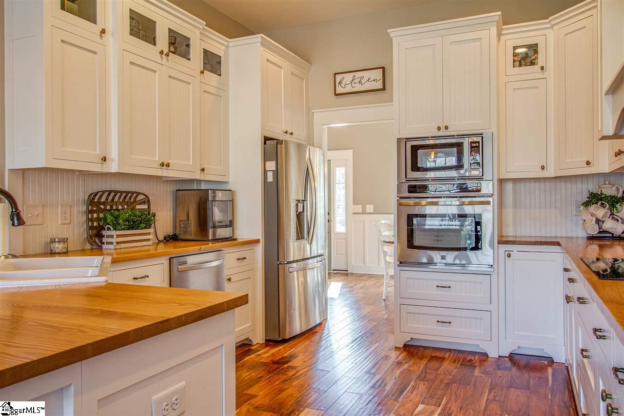 319 Bridges Road Simpsonville, SC 29681 - Photo 3 of 36 Gallery Image 3