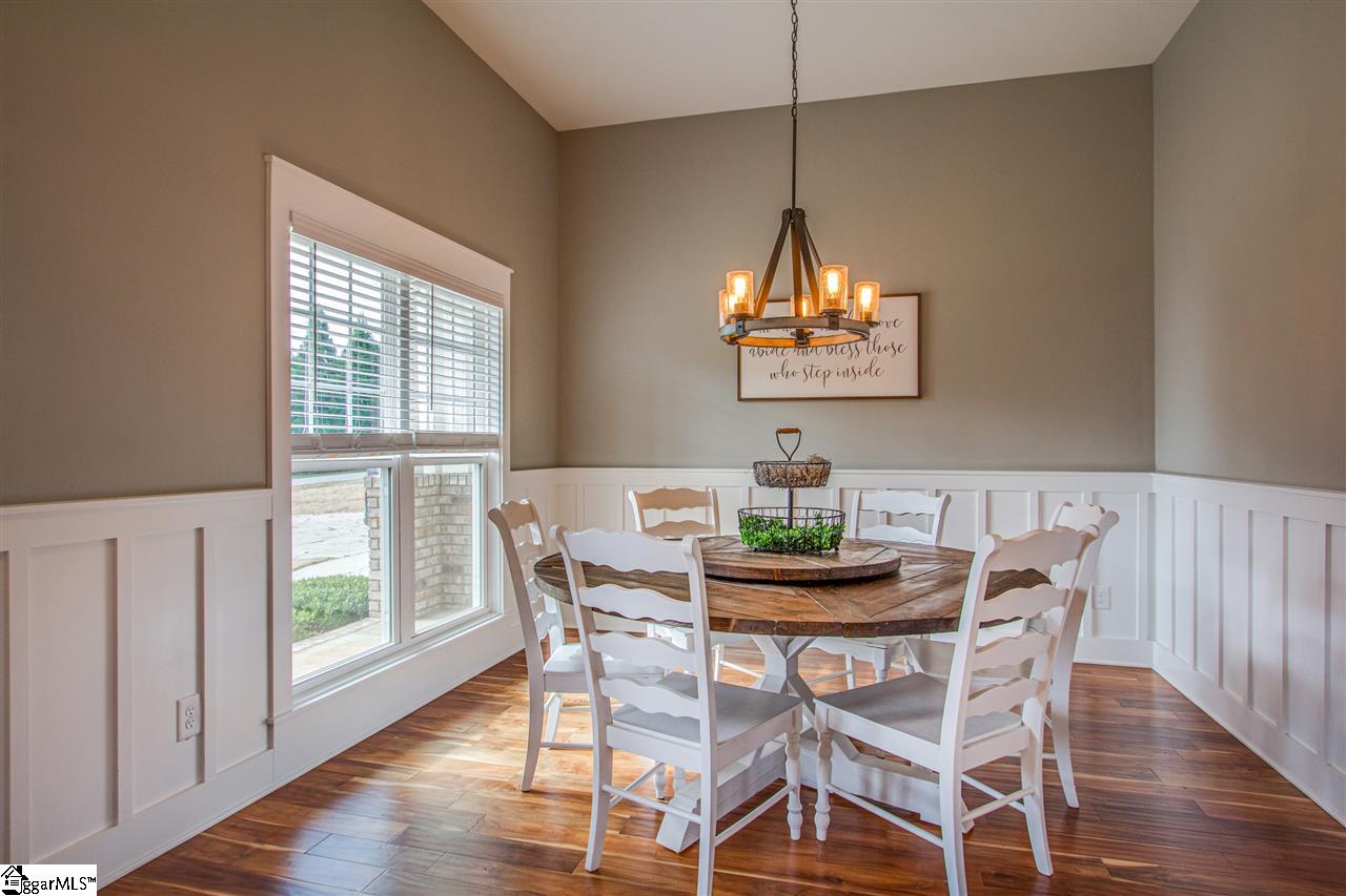 319 Bridges Road Simpsonville, SC 29681 - Photo 4 of 36 Gallery Image 4