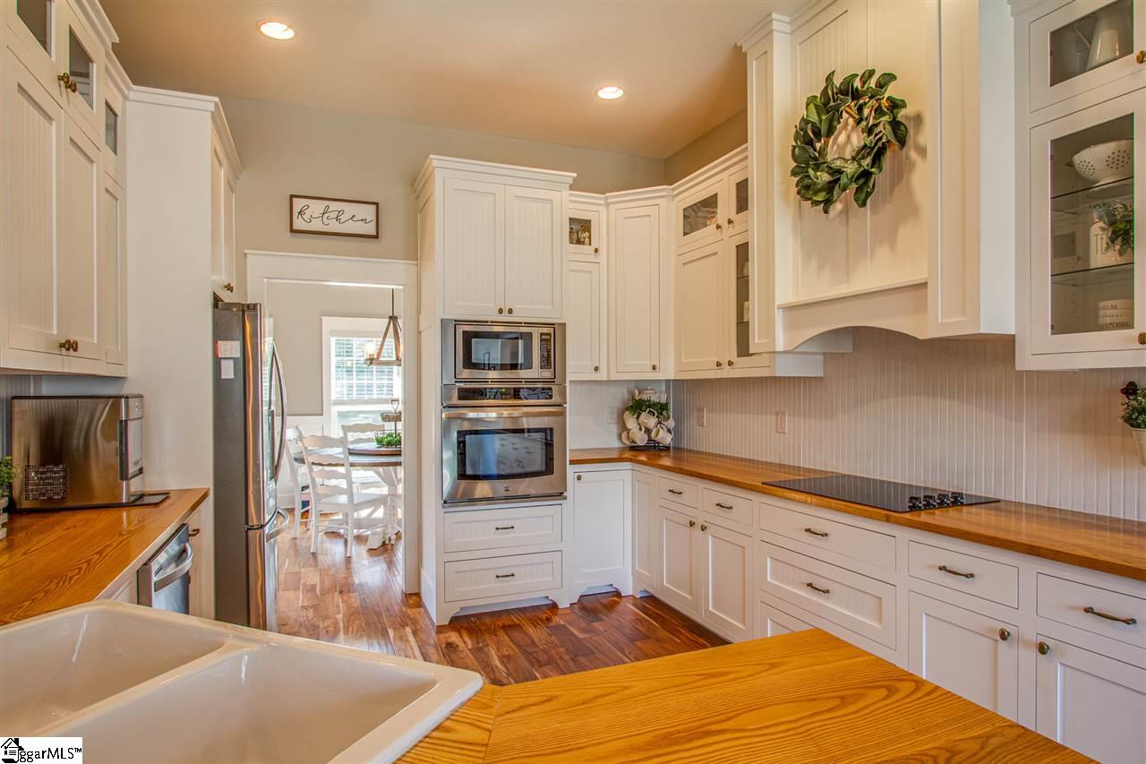 319 Bridges Road Simpsonville, SC 29681 - Photo 8 of 36 Gallery Image 8