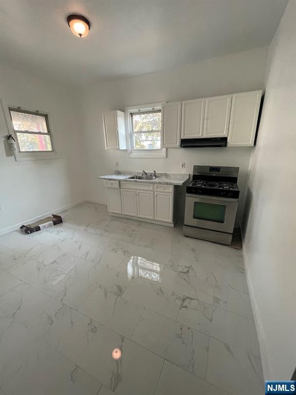 569 Broadway Paterson, NJ 07514 - Photo 13 of 17