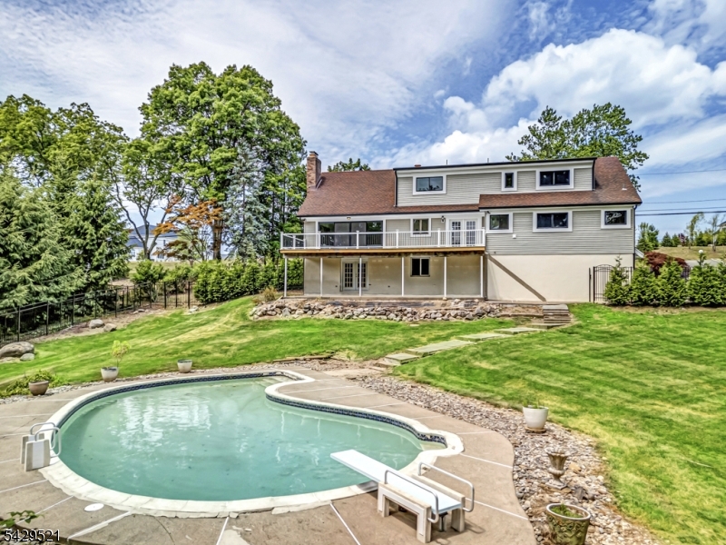 136 Carlough Road Upper Saddle River, NJ 07458 - Photo 30 of 32 an aerial view of a house