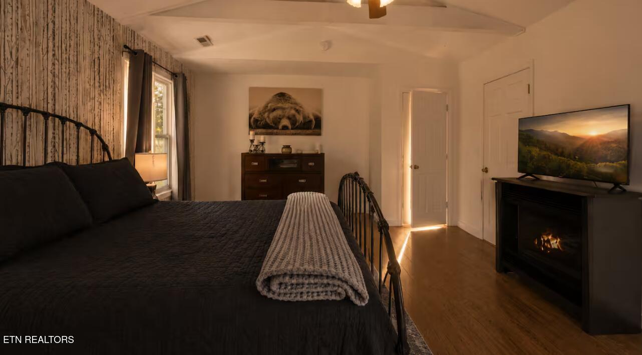 2489 Upper Middle Creek Road Sevierville, TN 37876 - Photo 20 of 47 Screenshot 2026-07-13 160027