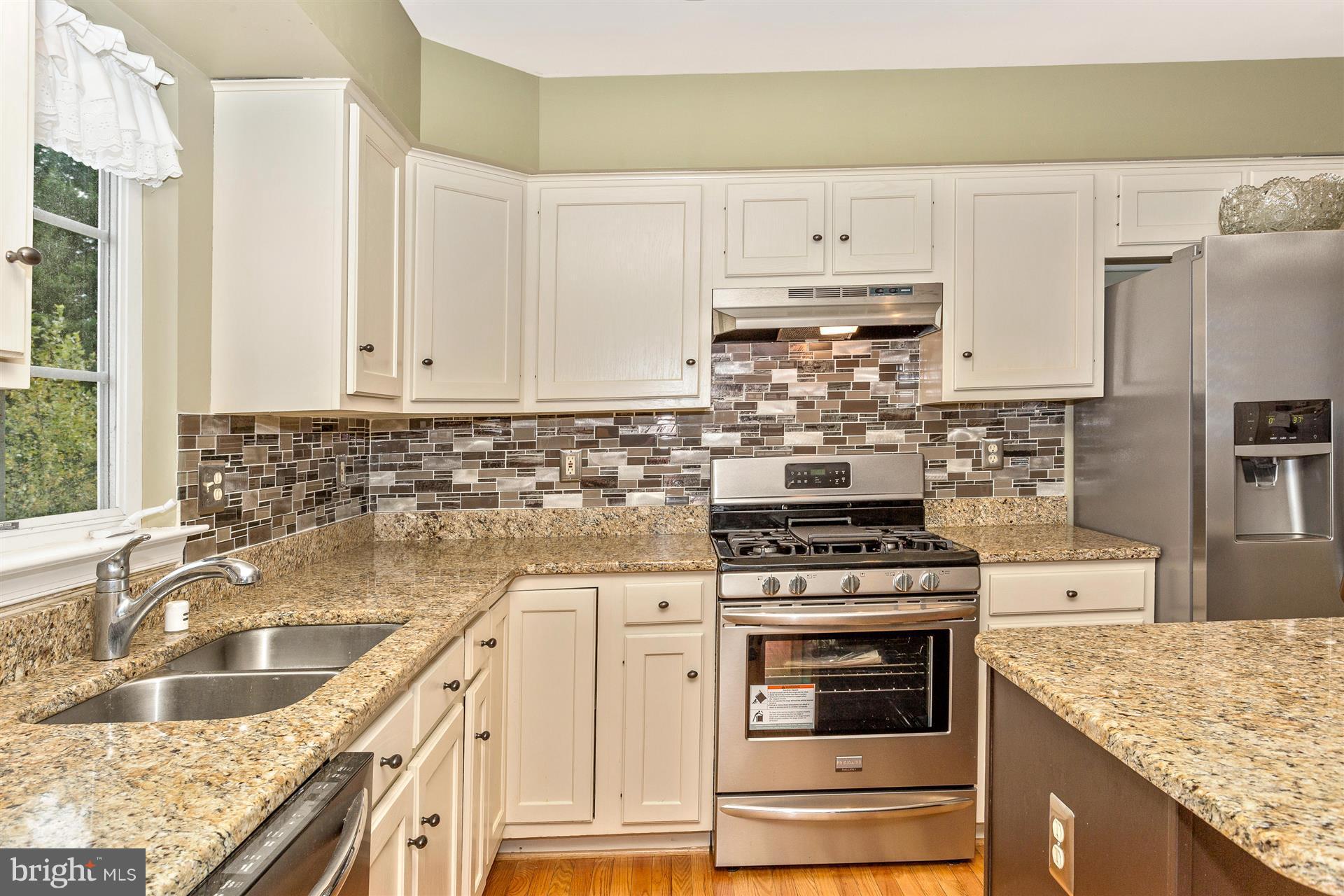5415 Chillingham Place Frederick, MD 21703 - Photo 4 of 30 Kitchen