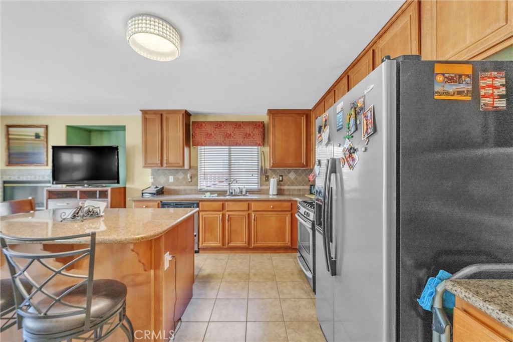 4430 Cactus Tree Lane Hemet, CA 92545 - Photo 13 of 43