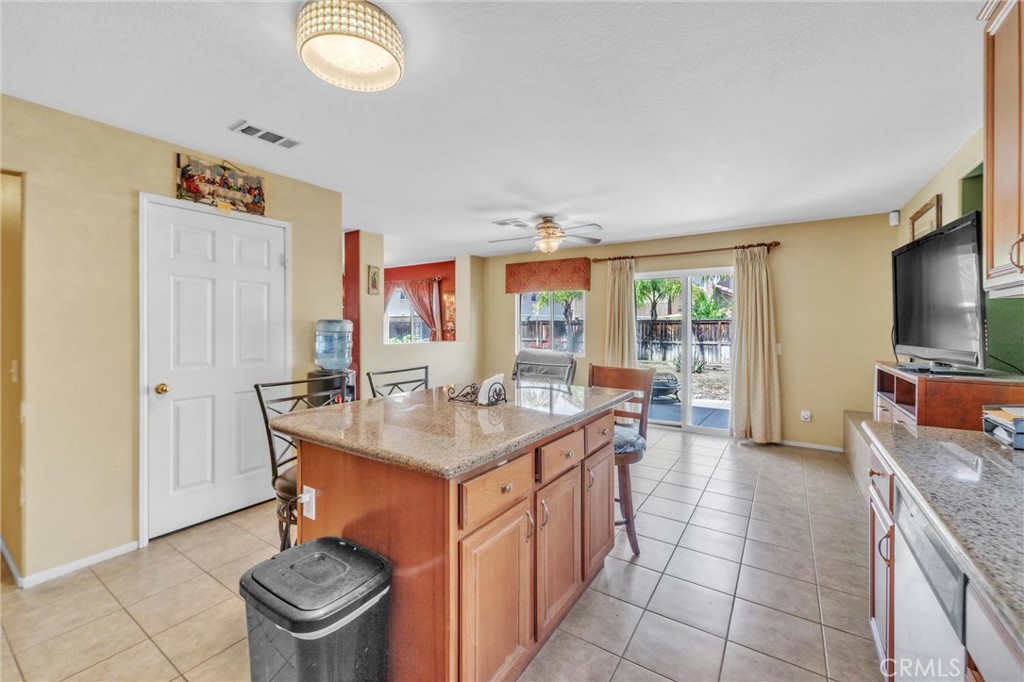 4430 Cactus Tree Lane Hemet, CA 92545 - Photo 16 of 43