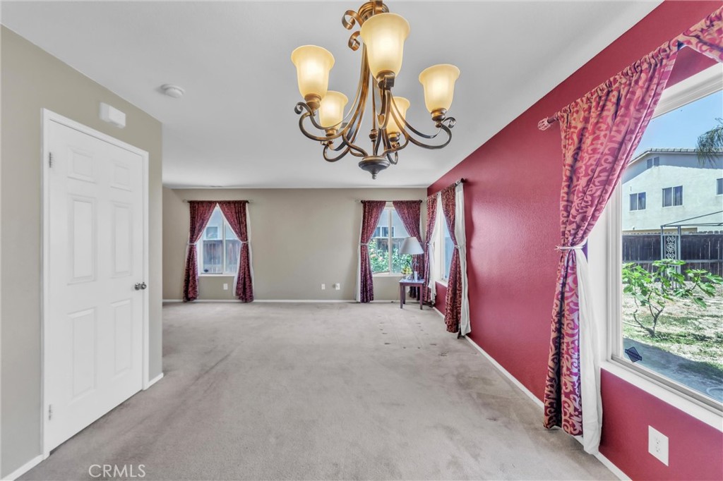 4430 Cactus Tree Lane Hemet, CA 92545 - Photo 4 of 43