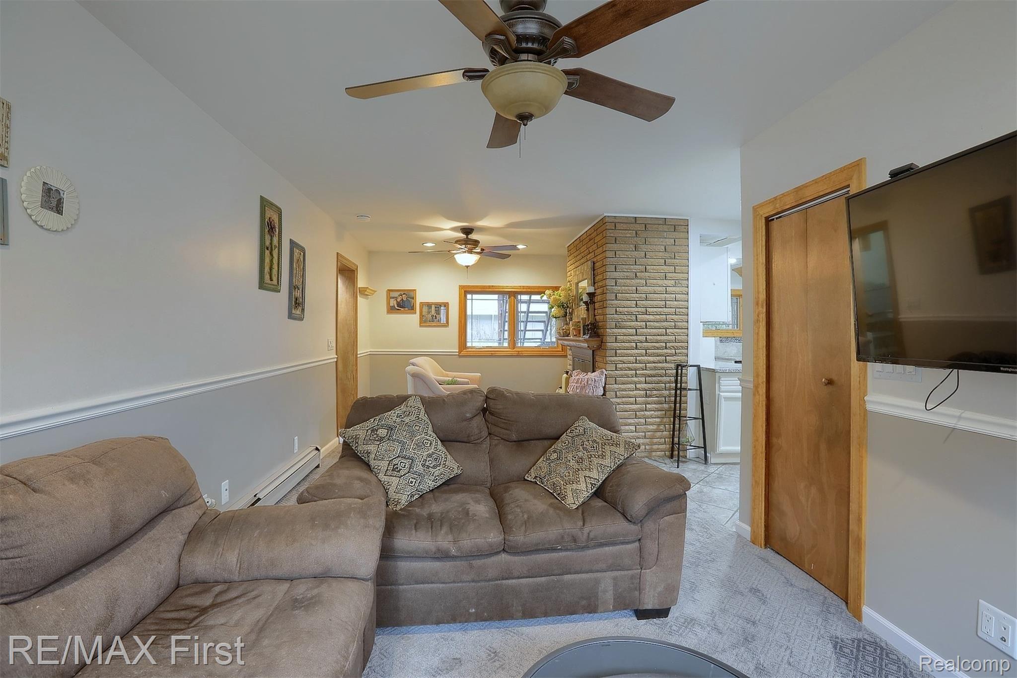 2896 Beach Road Port Huron, MI 48060 - Photo 16 of 31 5-Living Room 2nd View.jpg