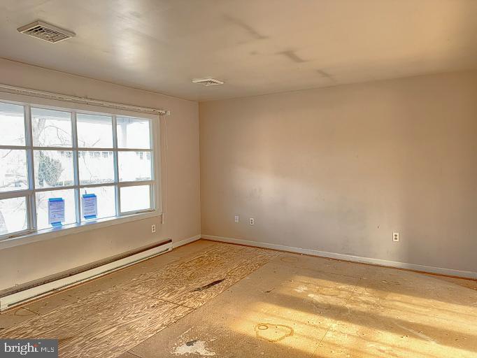 2116 Circle Road Carlisle, PA 17013 - Photo 4 of 31 Gallery Image 4