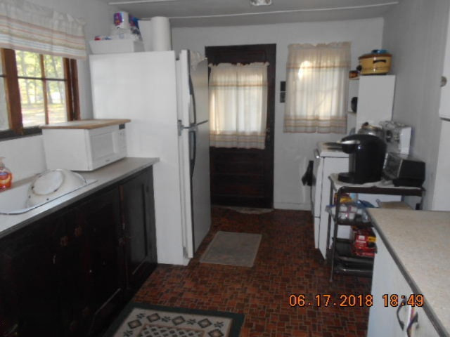 308 North Jackpine Road Fountain, MI 49410 - Photo 4 of 21 059