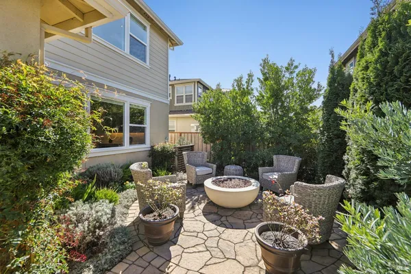 $1,150,000 | 2453 Francisco Avenue, Santa Rosa, CA 95403