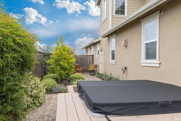 $1,150,000 | 2453 Francisco Avenue, Santa Rosa, CA 95403