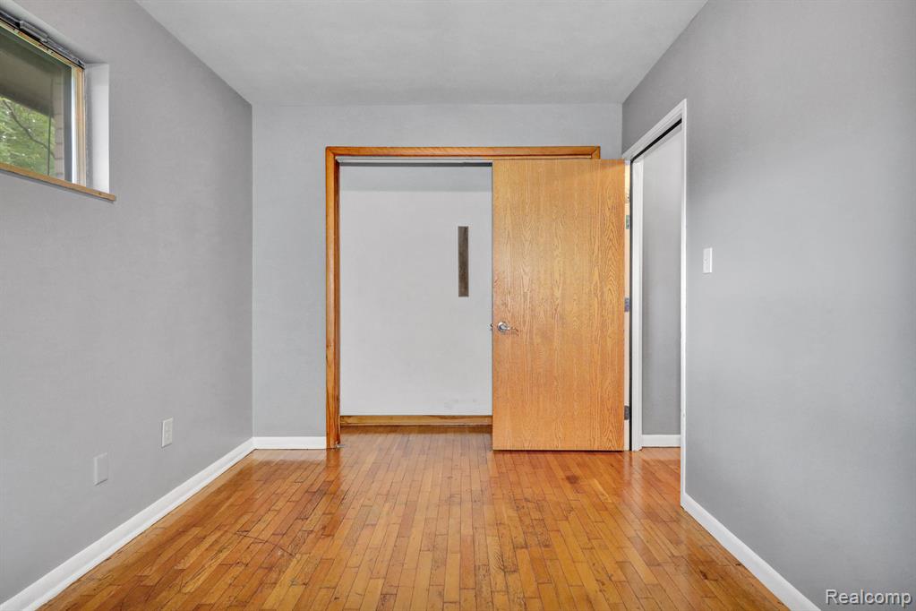 5057 Elms Road Flushing, MI 48433 - Photo 12 of 50