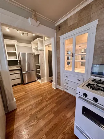 $2,000 | 7 Dupont Street, Unit 1L, Worcester, MA 01604