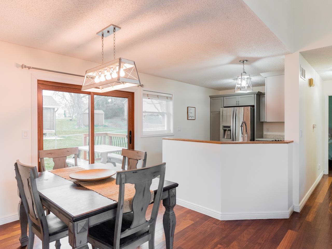 1941 Holiday Road Coralville, IA 52241 - Photo 8 of 21 Gallery Image 8