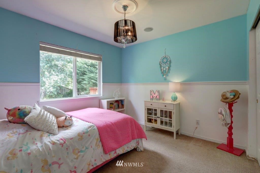 403 170th Place Southeast Bothell, WA 98012 - Photo 12 of 20