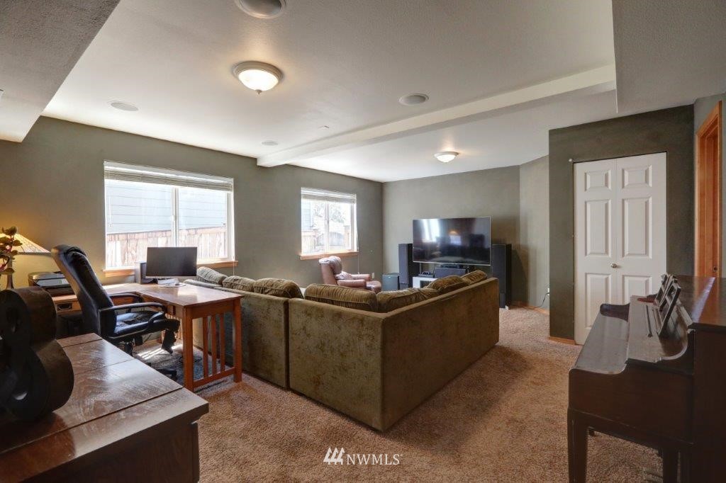 403 170th Place Southeast Bothell, WA 98012 - Photo 14 of 20
