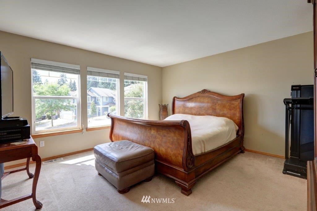 403 170th Place Southeast Bothell, WA 98012 - Photo 8 of 20
