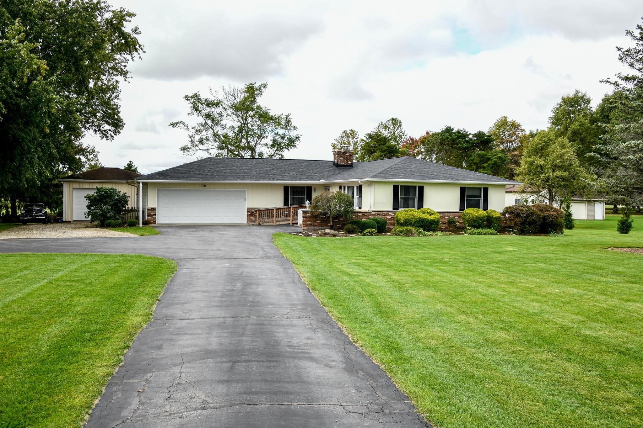 15743 Hagenderfer Road Plain City, OH 43064 - Photo 3 of 49 1700SF. Ranch on Full Basement