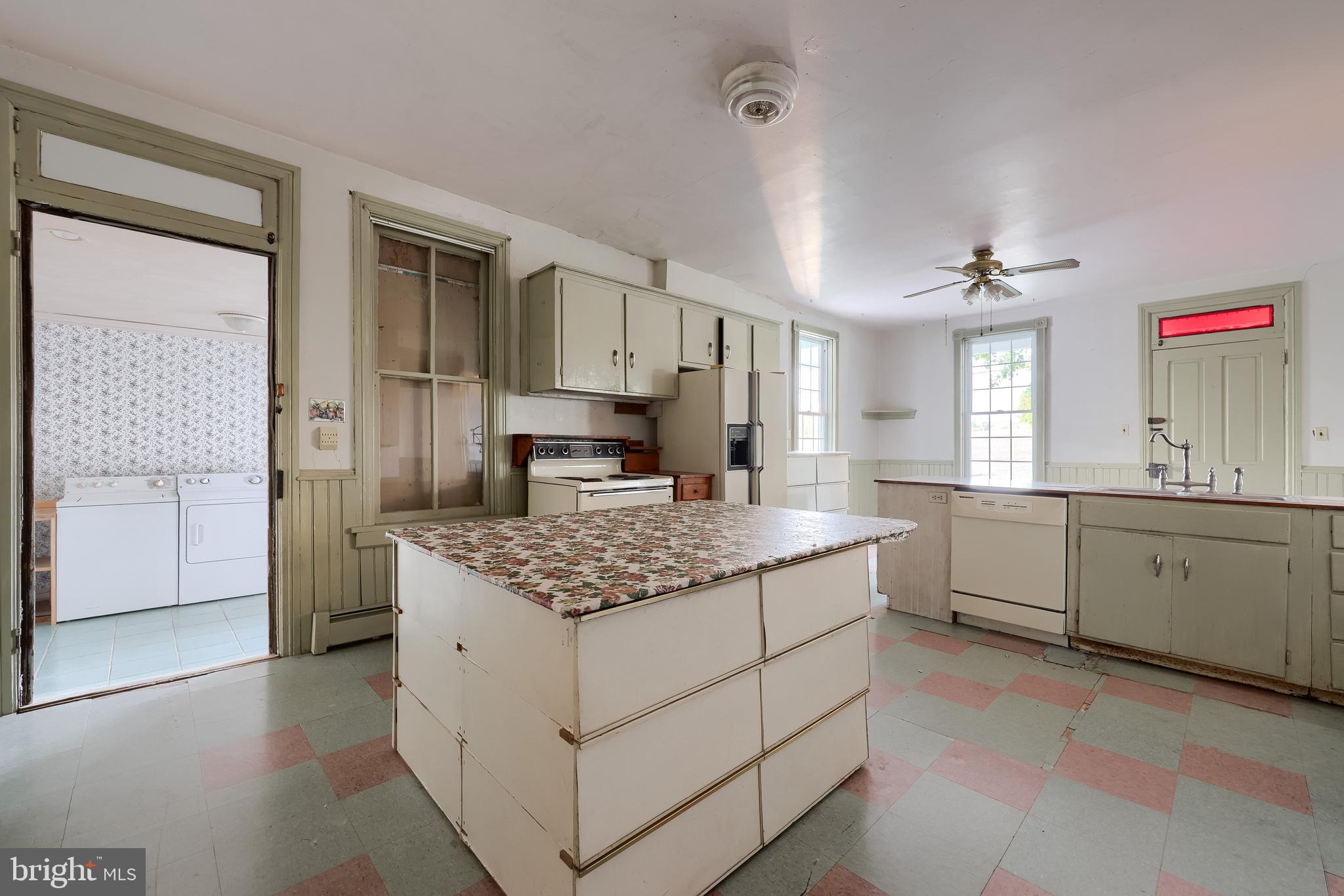 352 Bachmanville Road Hershey, PA 17033 - Photo 13 of 28 Gallery Image 13