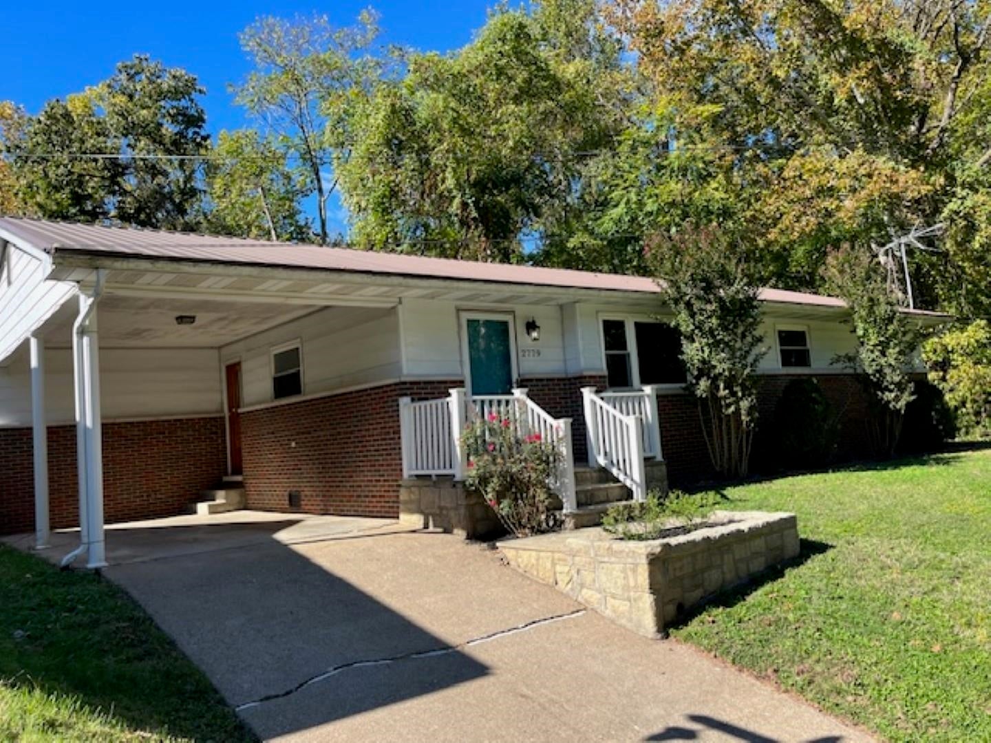 2779 Saltwell Road Huntington, WV 25705 - Photo 2 of 28 Gallery Image 2