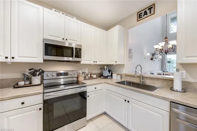 $500,000 | 1320 Mariposa Circle, Unit 104, Naples, FL 34105