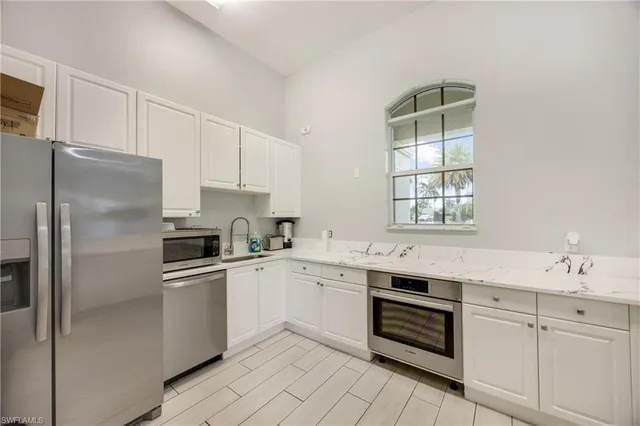 $500,000 | 1320 Mariposa Circle, Unit 104, Naples, FL 34105