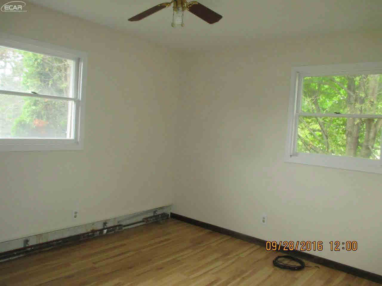 8462 North Seymour Road Flushing, MI 48433 - Photo 20 of 22 21221836-19.JPG