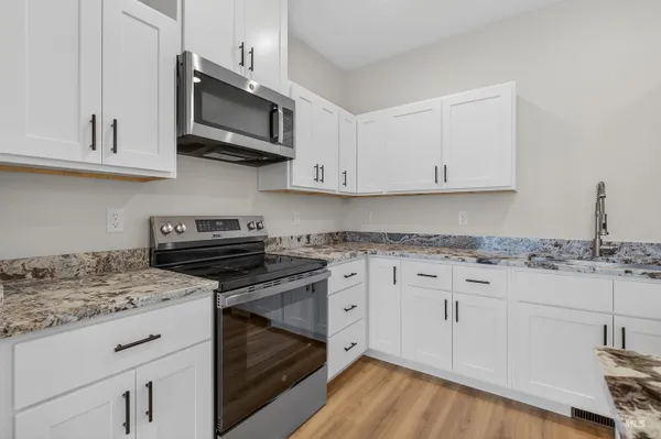 $450,000 | 606 Warner Avenue, Unit B, Lewiston, ID 83501