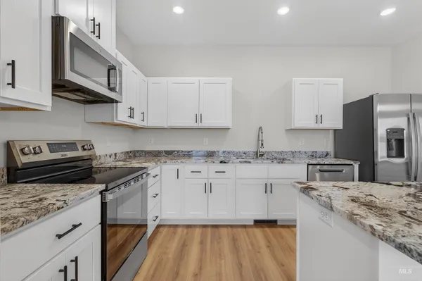 $450,000 | 606 Warner Avenue, Unit B, Lewiston, ID 83501