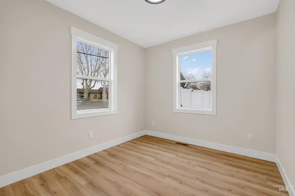 $450,000 | 606 Warner Avenue, Unit B, Lewiston, ID 83501