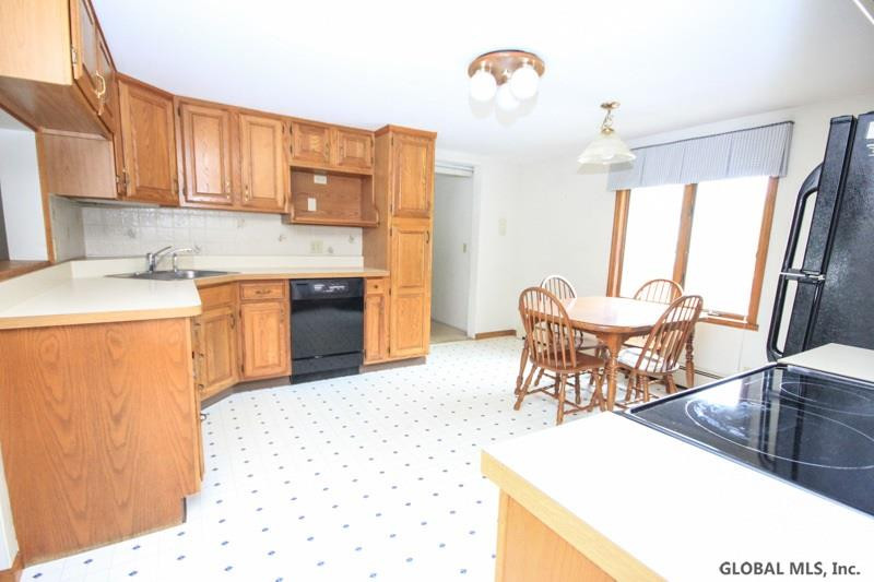 52 Maltaville Road Malta, NY 12118 - Photo 6 of 25 Photo 6