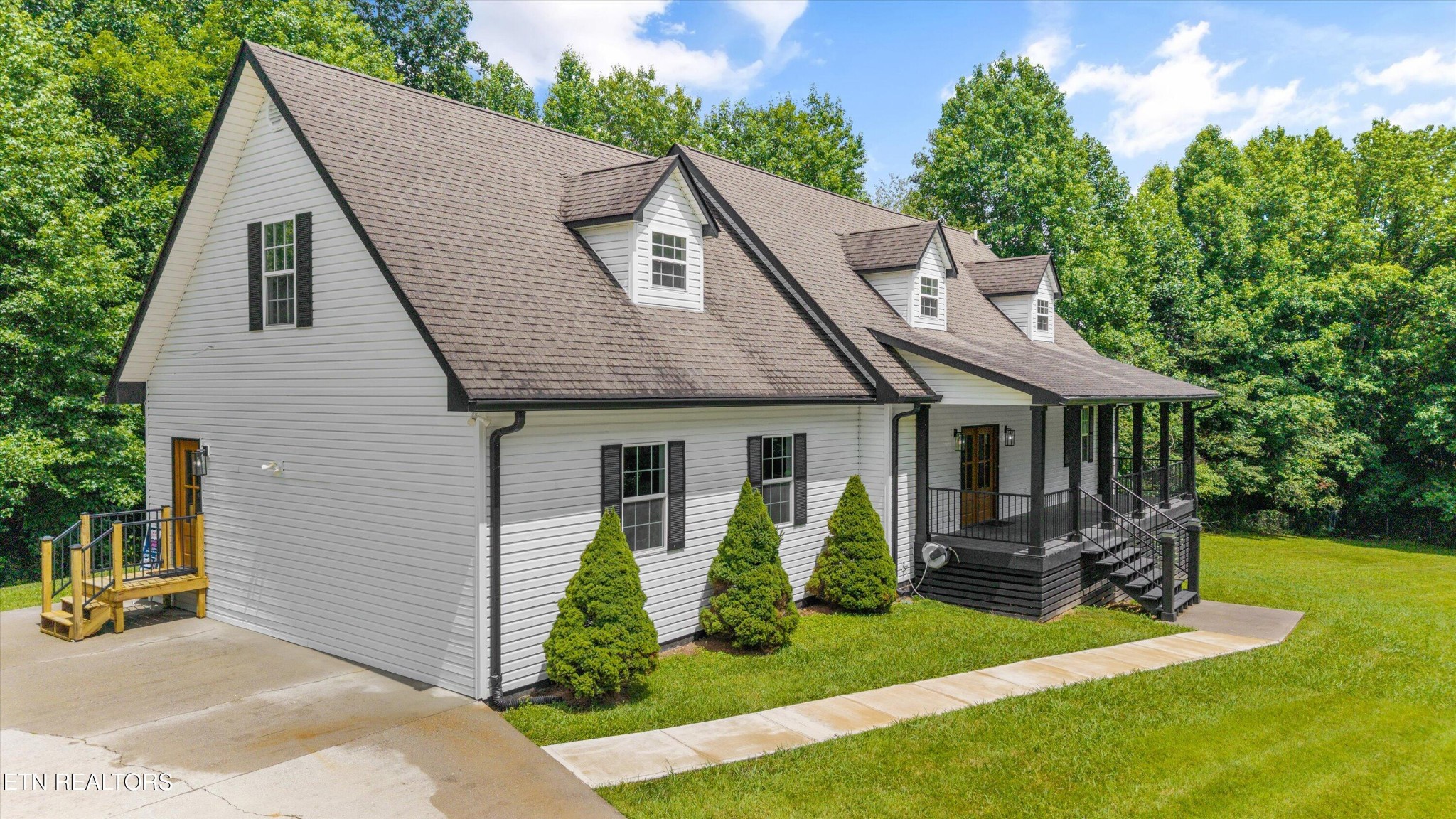 118 Jones Road Harriman, TN 37748 - Photo 2 of 53