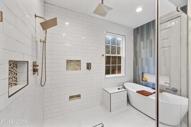 $799,000 | 118 Jones Road, Harriman, TN 37748