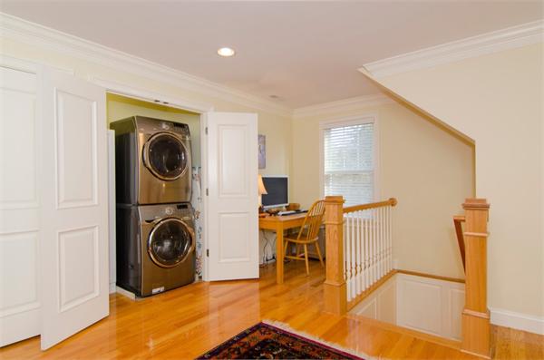 39 Earl Street Lexington, MA 02421 - Photo 9 of 17 Gallery Image 9