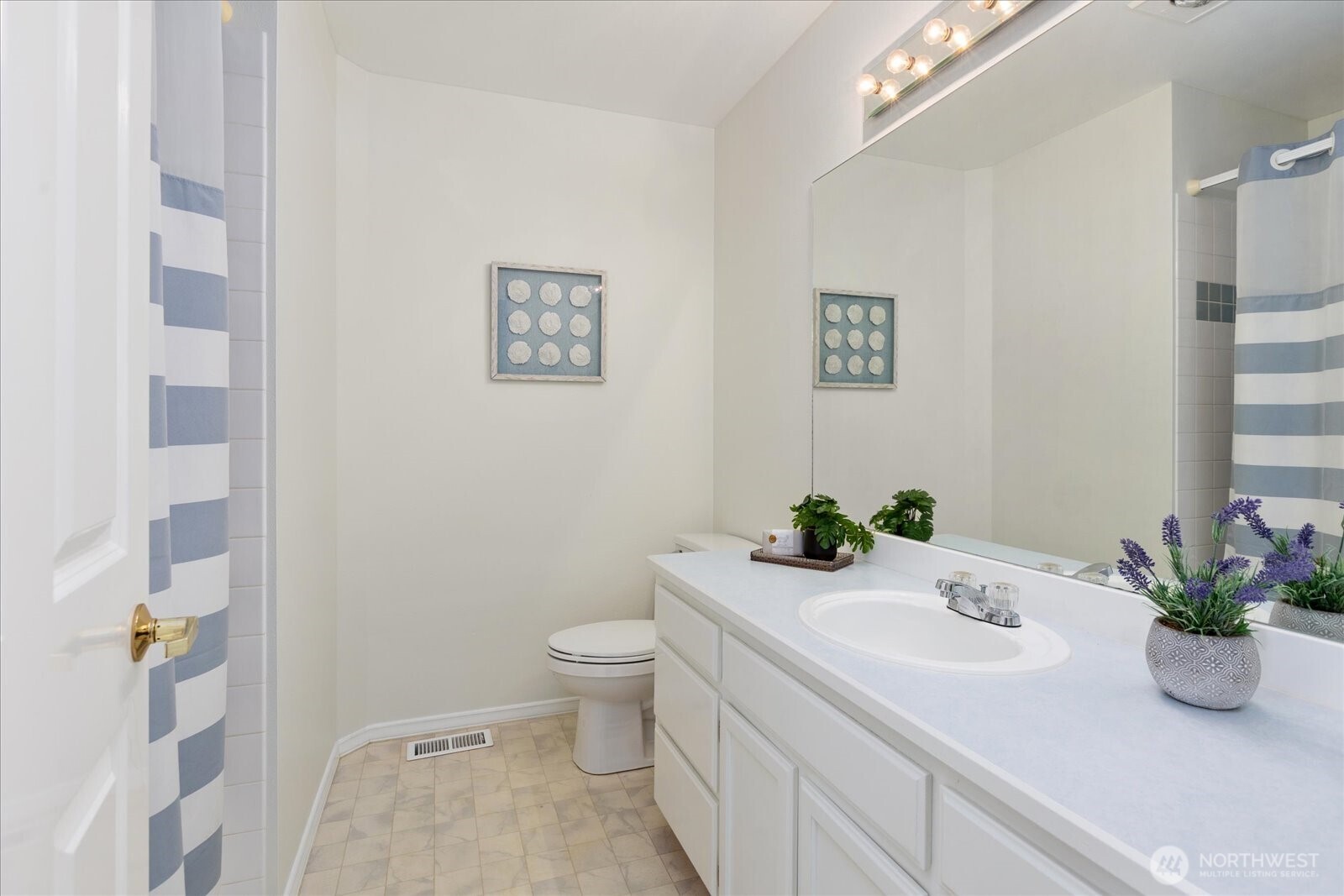 18 174th Street Southwest Bothell, WA 98012 - Photo 24 of 34