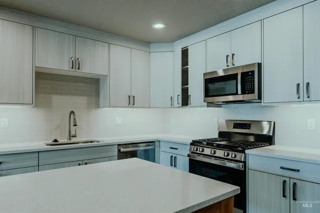 $230,000 | 1212 Phillips Circle, Ontario, OR 97914