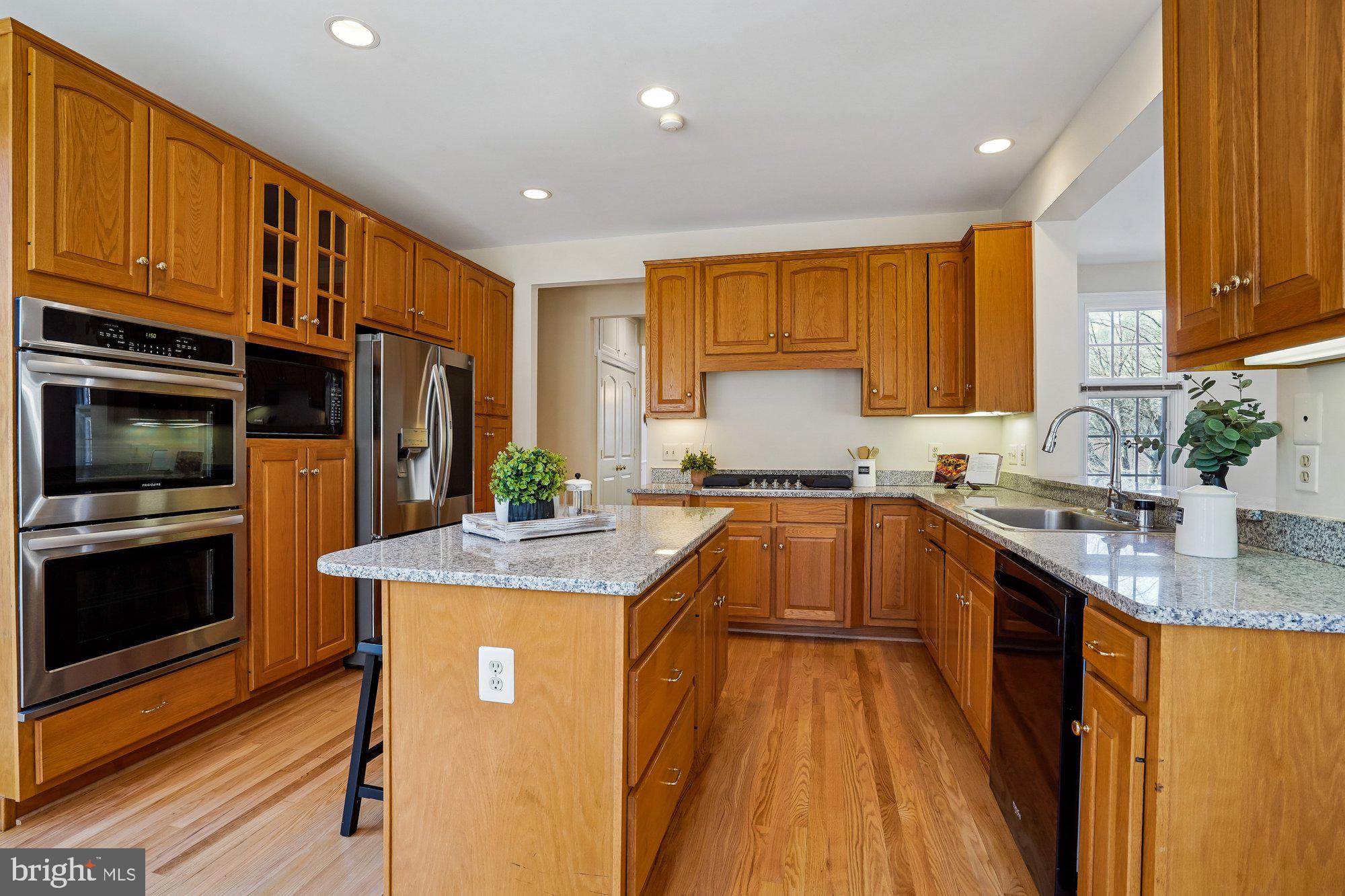 7917 Springer Road Bethesda, MD 20817 - Photo 14 of 70 Kitchen