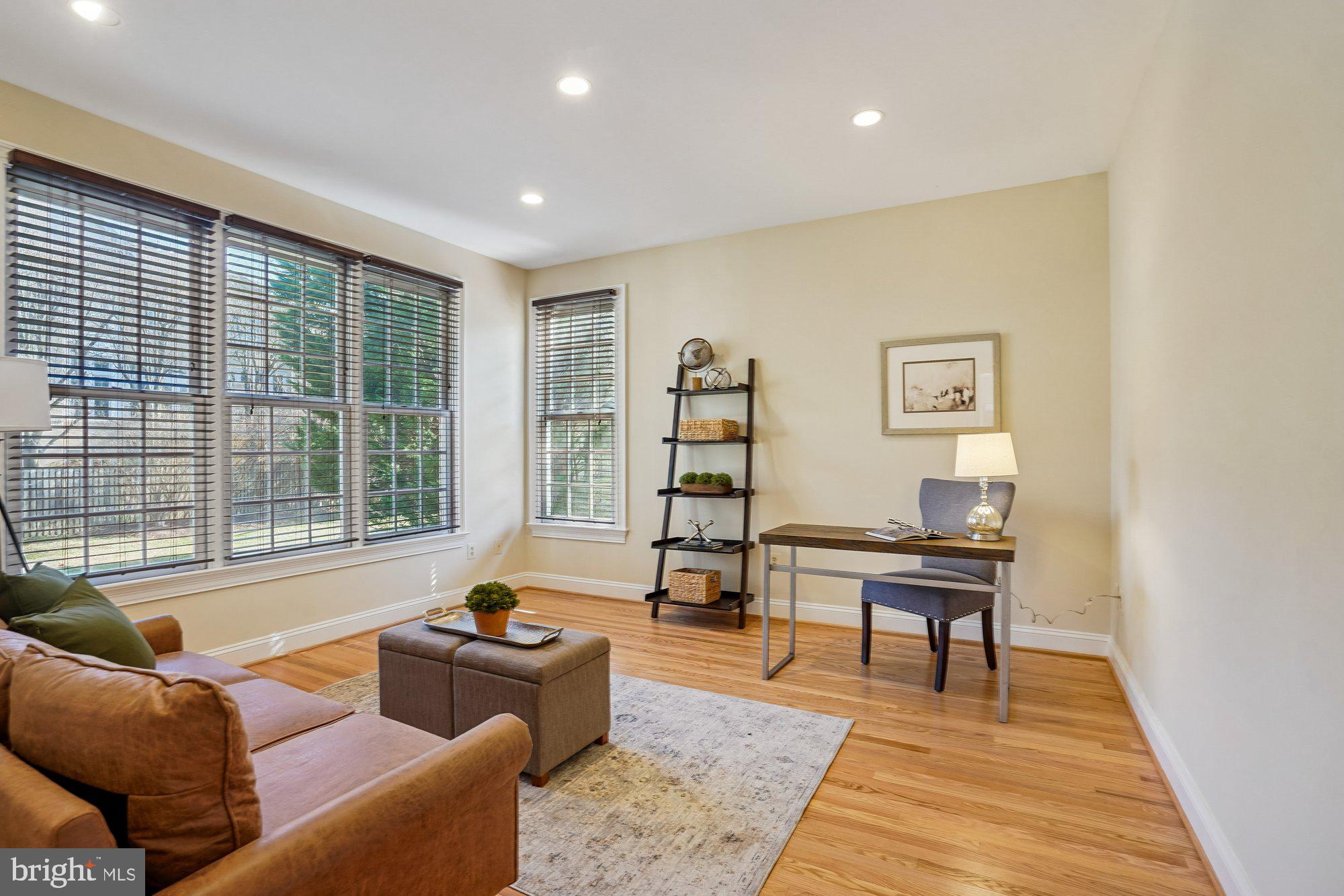 7917 Springer Road Bethesda, MD 20817 - Photo 24 of 70 Private Study/Library