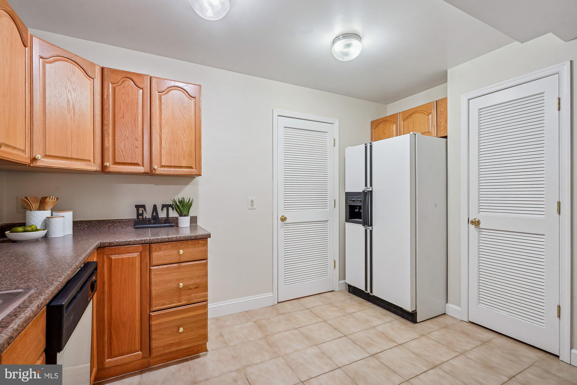 7917 Springer Road Bethesda, MD 20817 - Photo 58 of 70 Kitchenette LL space for stove