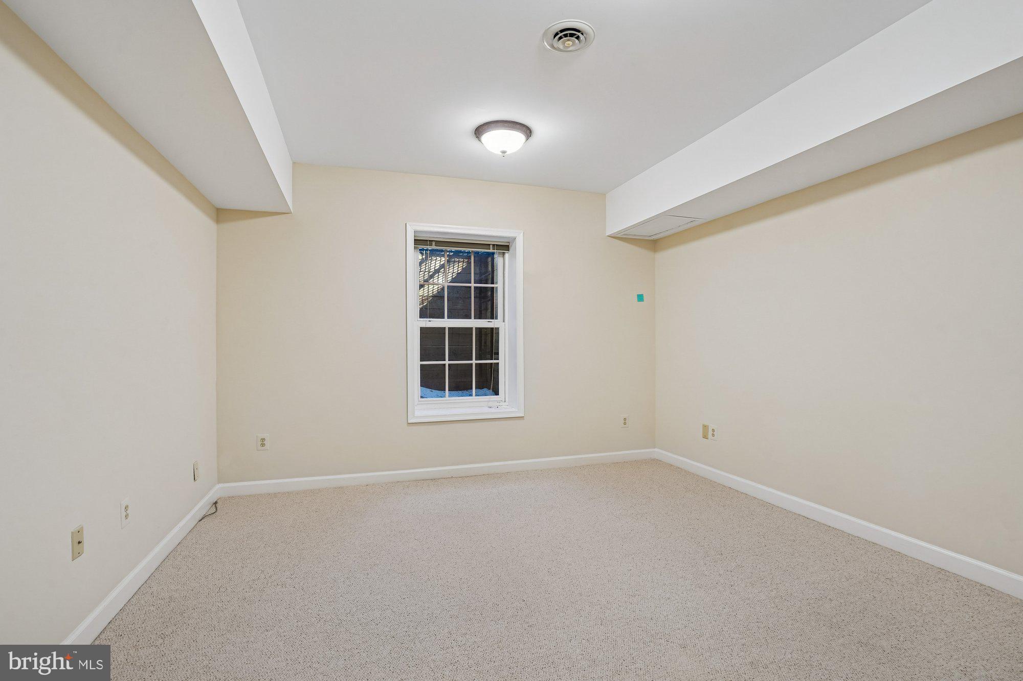 7917 Springer Road Bethesda, MD 20817 - Photo 60 of 70 LL Bedroom #5