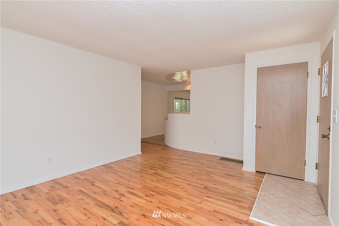 22706 1st Place West Bothell, WA 98021 - Photo 5 of 23