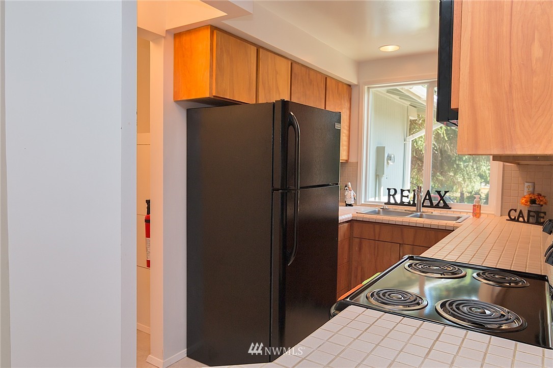 22706 1st Place West Bothell, WA 98021 - Photo 7 of 23