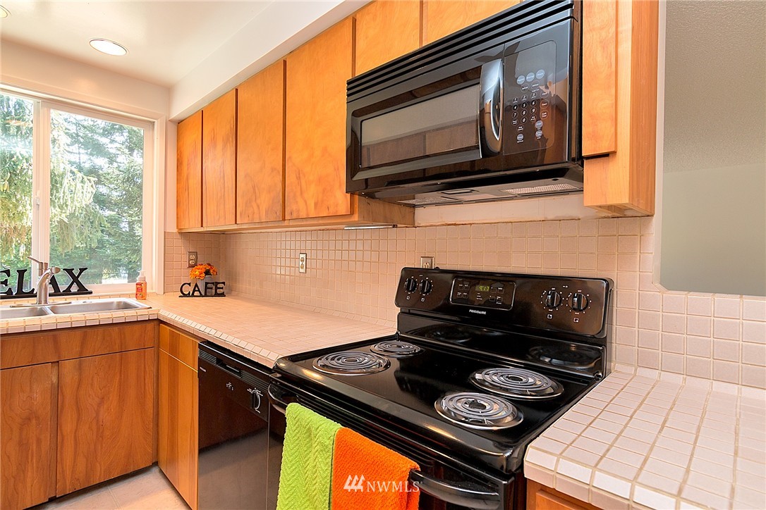 22706 1st Place West Bothell, WA 98021 - Photo 8 of 23