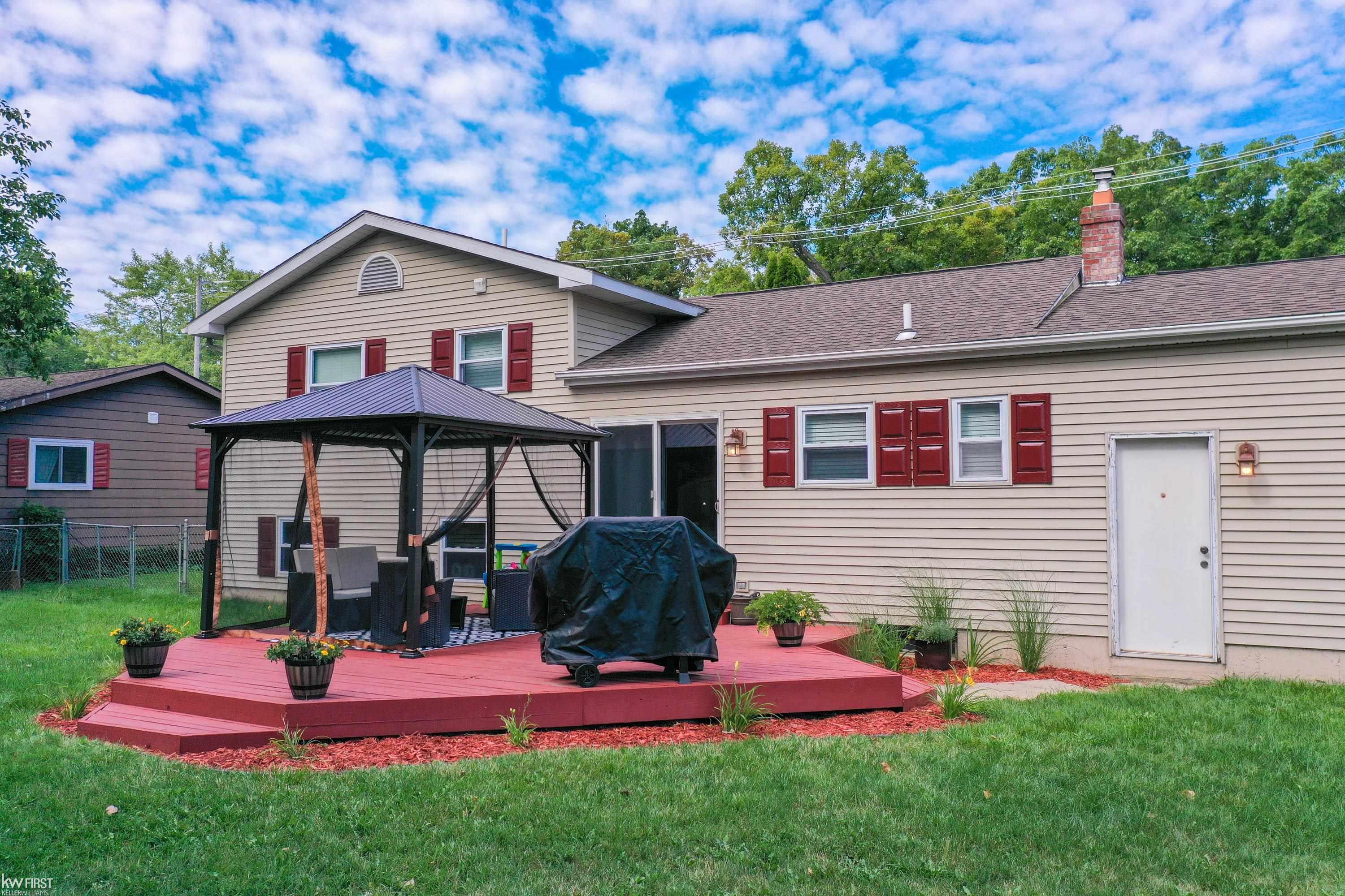 13215 Torrey Road Fenton, MI 48430 - Photo 42 of 47