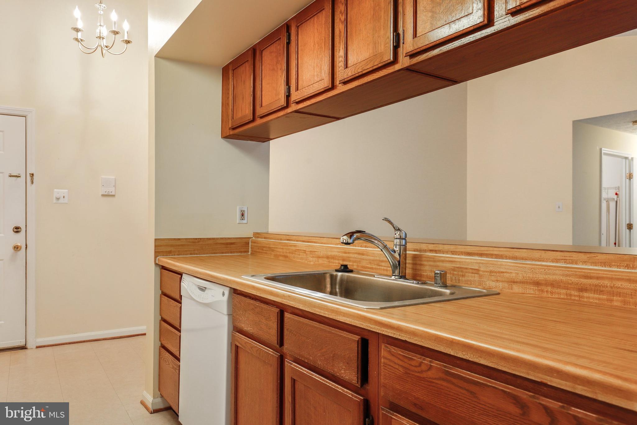 739 Deering Road, Unit 6K Pasadena, MD 21122 - Photo 13 of 29 Gallery Image 13